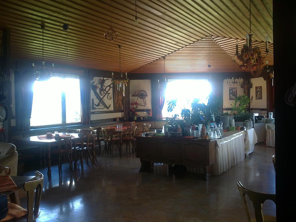Ferienwohnung - Apartement - Hotel Klippitz Nordost Reichenfels Phòng bức ảnh